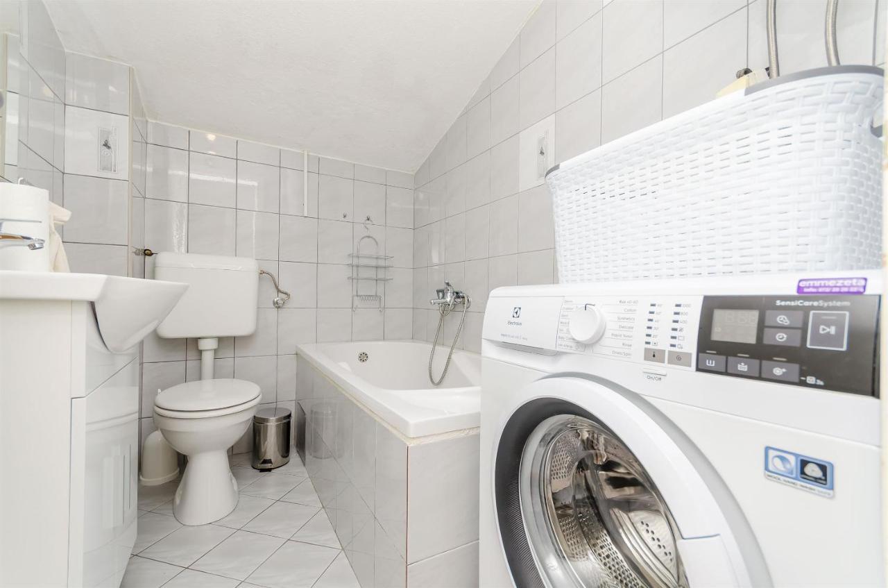 Apartment Ljubica Okrug Gornji Kültér fotó
